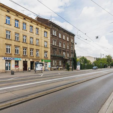 Modern Apartment Lubicz Kraków by Renters Cracóvia Exterior foto