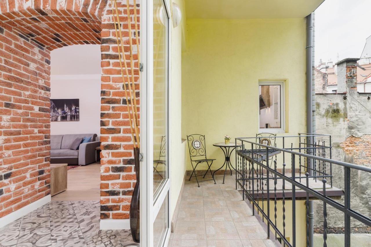 Modern Apartment Lubicz Kraków by Renters Cracóvia Exterior foto